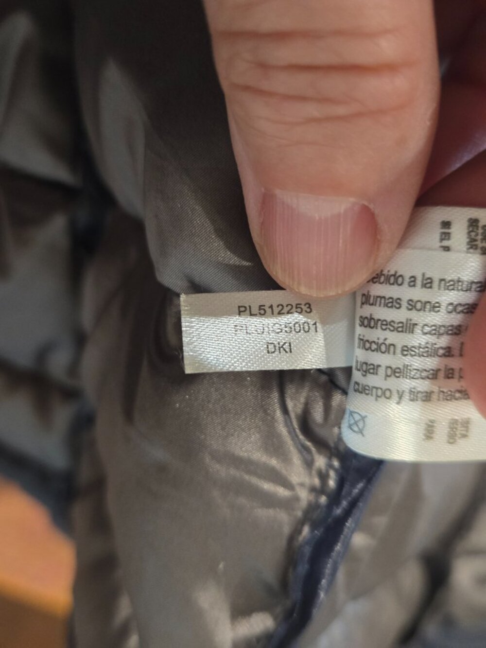Andrew Marc packable lightweight premium down jacket - Picture 6 of 7